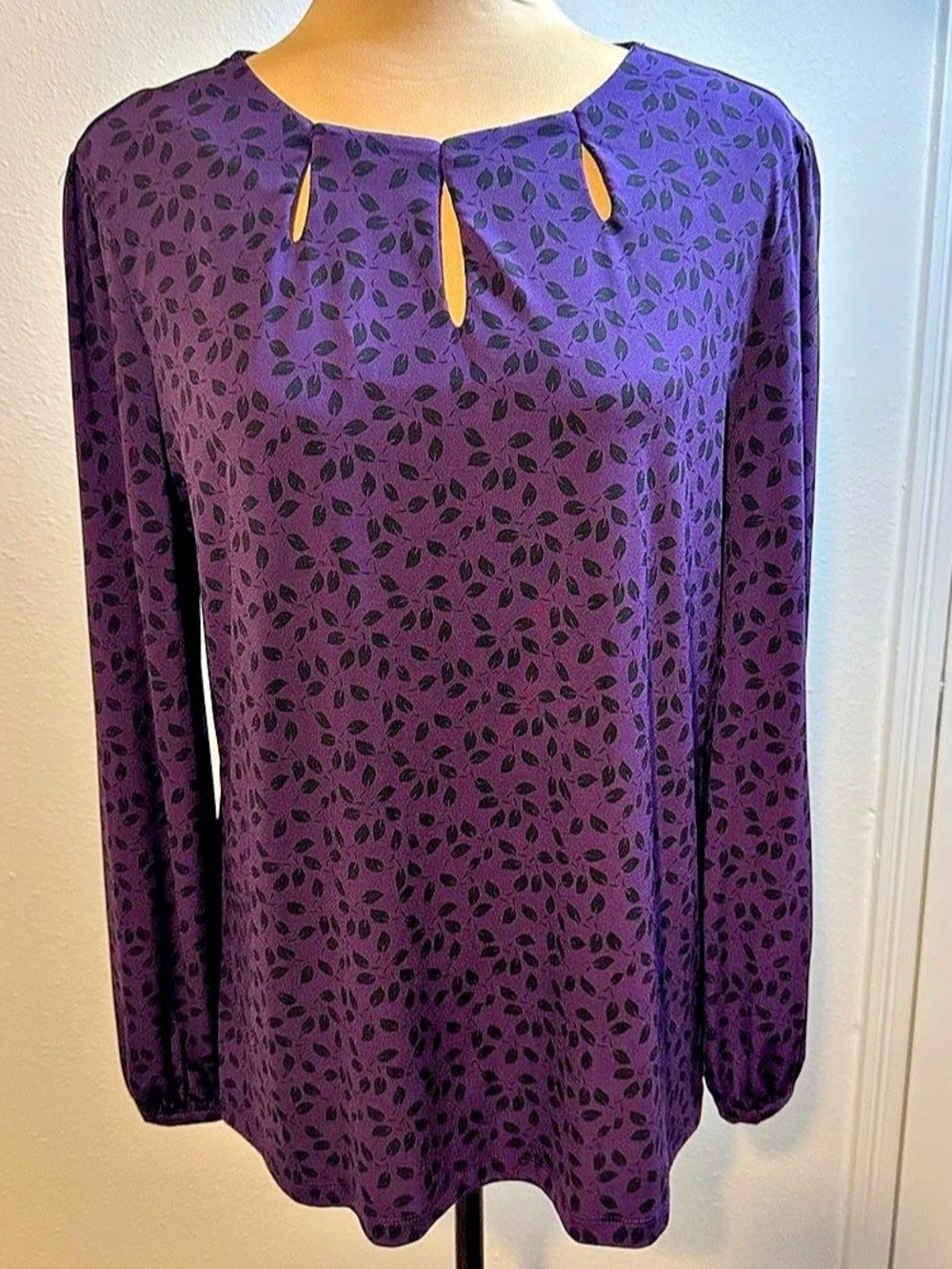 Liz Claiborne Floral Long Sleeve Blouse in Purple & Black Size Large